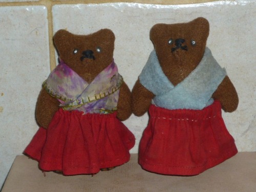 Anciens tout petit ours - tout,