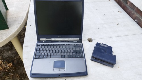 Toshiba satellite s3000 - toshiba,