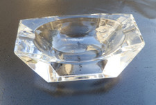 TRES BEAU cendrier cristal Val