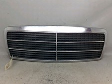 calandre mercedes-benz CLASSE