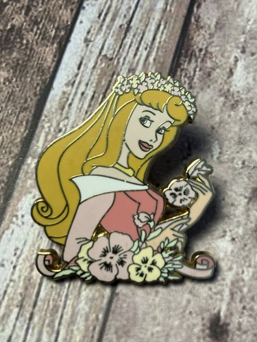 Pin vintage disney store - vintage,