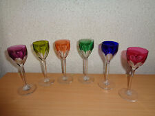 BACCARAT, 6 VERRES À LIQUEUR EN CRISTAL DE COULEUR TAILLÉ, DOUBLÉ, MODÈLE GÉNOVA