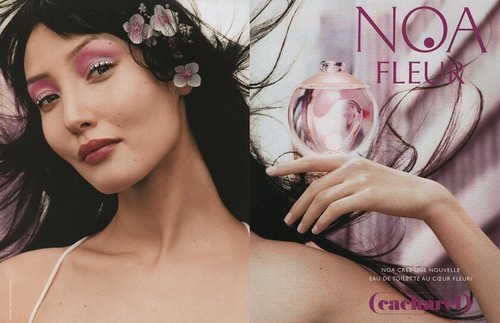 Publicité papier parfum - publicité,