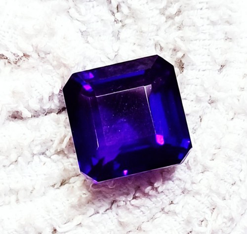 Pierre précieuse tanzanite - pierre,