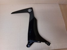 carénage avant droit origine