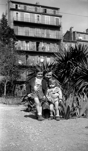 Portrait femme avec enfants
