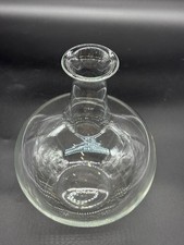 Ancienne carafe à vin en