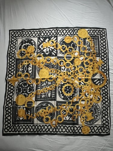 Grand foulard carré 100 - %, soie