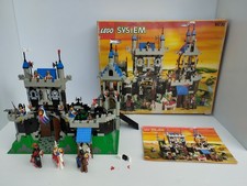 Lego 6090 Château Royal Knight's complet avec boite et notice