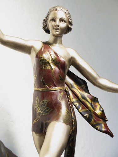 Sculpture art deco - , diane