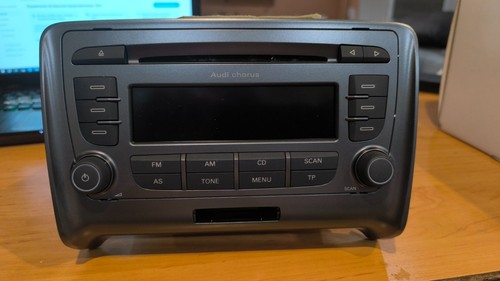 Audi car radio chorus - radio, cd