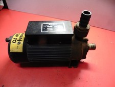 Pompe de jardin aspirante -