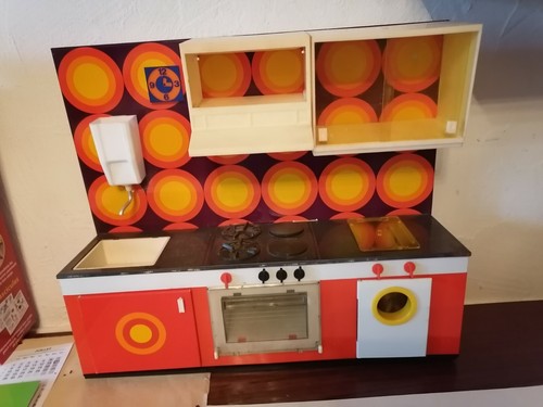 Cuisine jouet poupée orange