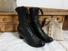 Paires de bottines -