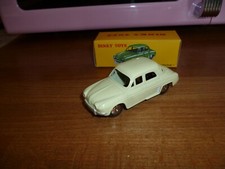 Dinky toys 24E Renault
