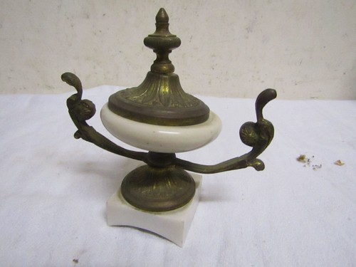 Ancien haut pendule en - de,