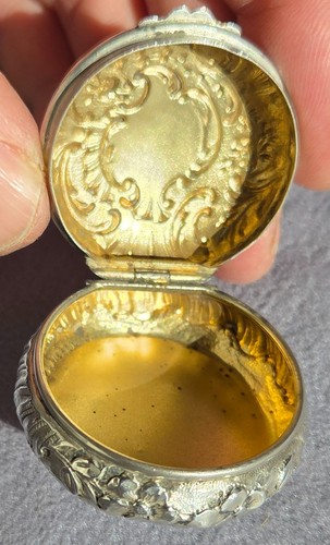 Pendentif boîte à pilule - pendentif,