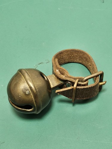Ancien grelot romain guidon - romain,