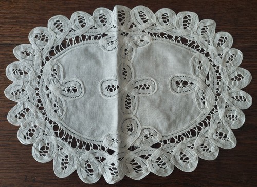 Napperon ancien lin blanc