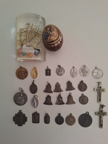 Médailles religieuses - médailles,