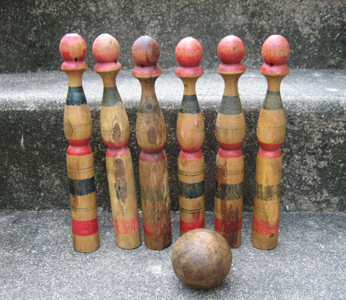 Ancien jeu quilles - ancien, en