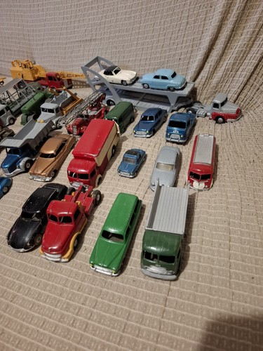 Lot véhicules dinky toys - lot, 30