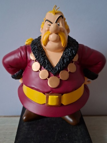 Figurine résine 2012 - figurine,