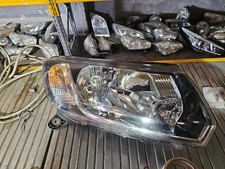 Dacia Sandero Headlight Front Right Driver O/S 2015 MK2 Pre-Facelift #180