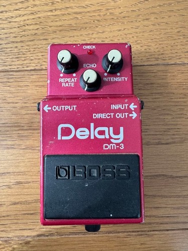 Boss analog delay made in - boss,