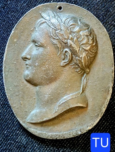 Rare médaillon alliage plomb - médaillon,