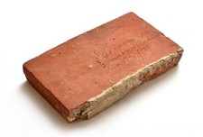 Ancienne BRIQUE en terre cuite