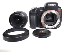 Appareil photo reflex numérique Sony Alpha 300 + ensemble d'objectifs DT 18-70