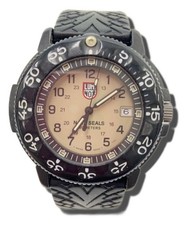 LUMINOX Quartz Rubber 3013