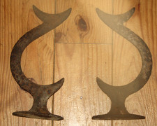 2 Ancien chasse roue fonte Pic de portail mur anti effraction déco ferronnerie