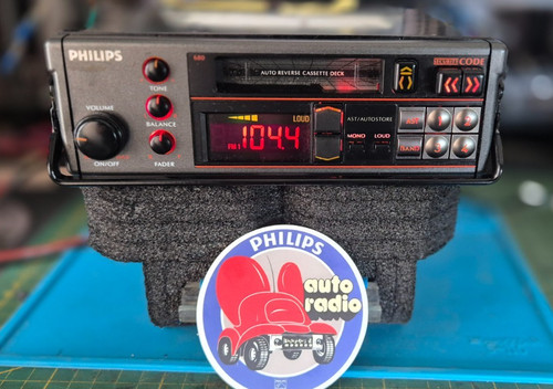 Vintage 1980s philips - vintage,