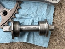 sugino 75 njs fixie BB