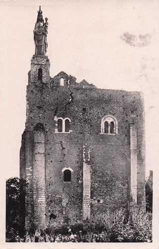 Montbazon donjon ruines - 37,