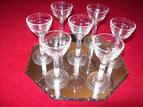 Vieux verres a goutte - a,
