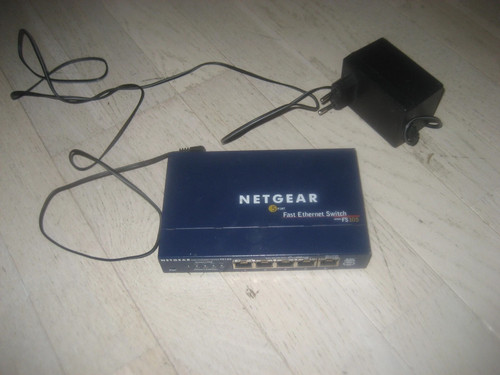 Netgear switch 105 - fs,