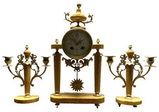 Jolie GARNITURE de CHEMINEE