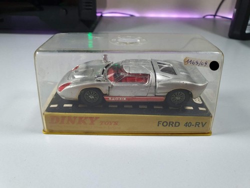 Ford dinky toys - rv,