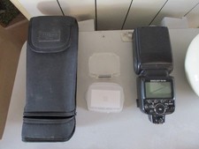 FLASH NIKON SPEEDLIGHT SB-900