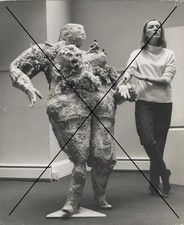PHOTO DE NIKI DE SAINT PHALLE