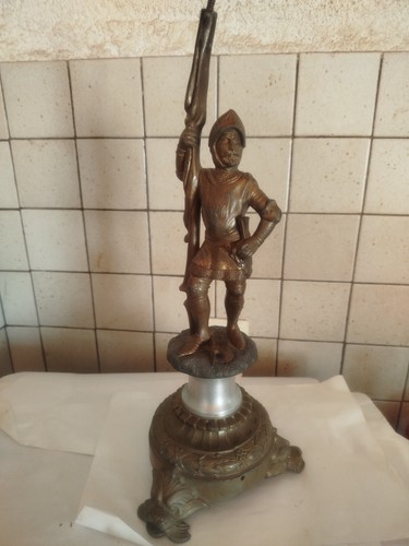 Statue ancienne regule - en,