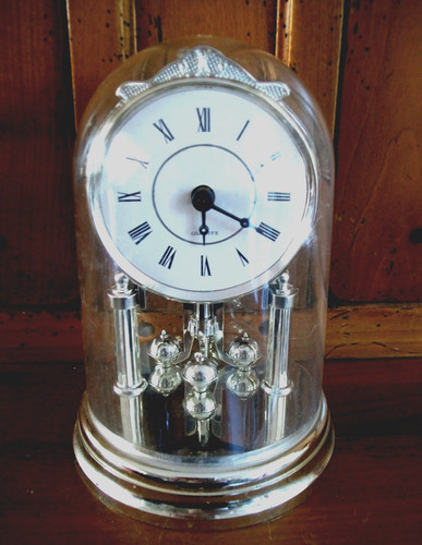 Petite horloge pendule sous - petite,