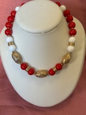 collier vintage signé HR