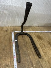 croc de jardinage  outil ancien jardin, agriculture Réf N. 23 C