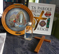 Lot d'objets religieux