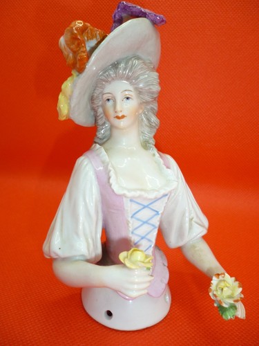 Half doll demi figurine - , half-doll.demi-figurine