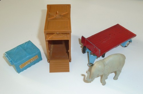 Corgi toys land - toys, rover